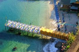 Sorrento, beach huts.jpg