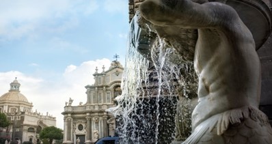 Catania-fountain.jpg