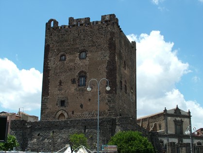 Adrano-Castle.jpg